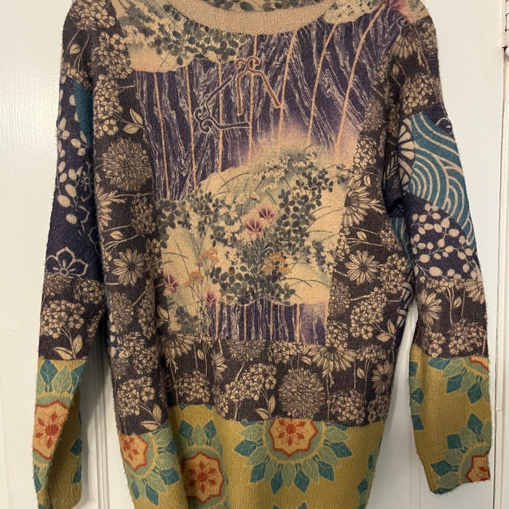 Fun Boho Floral Patterned Fuzzy Soft Cotton Wool Sweater Medium